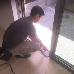 3.サッシ枠・サッシレール清掃